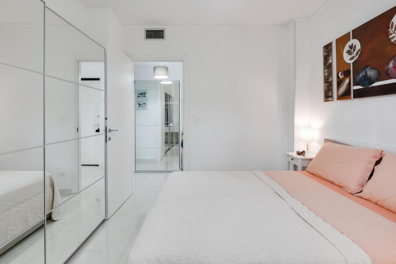 Sanremo Flat With Private Parking And Netflix Lägenhet Exteriör bild