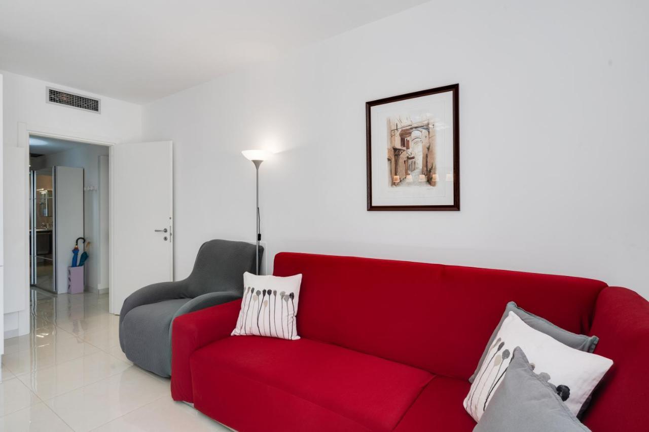 Sanremo Flat With Private Parking And Netflix Lägenhet Exteriör bild